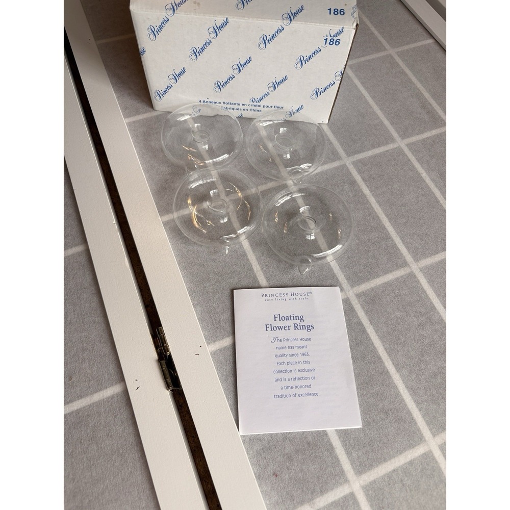 New Vintage Princess House 4 Crystal Floating Flower Rings Vases #186 w/ Box